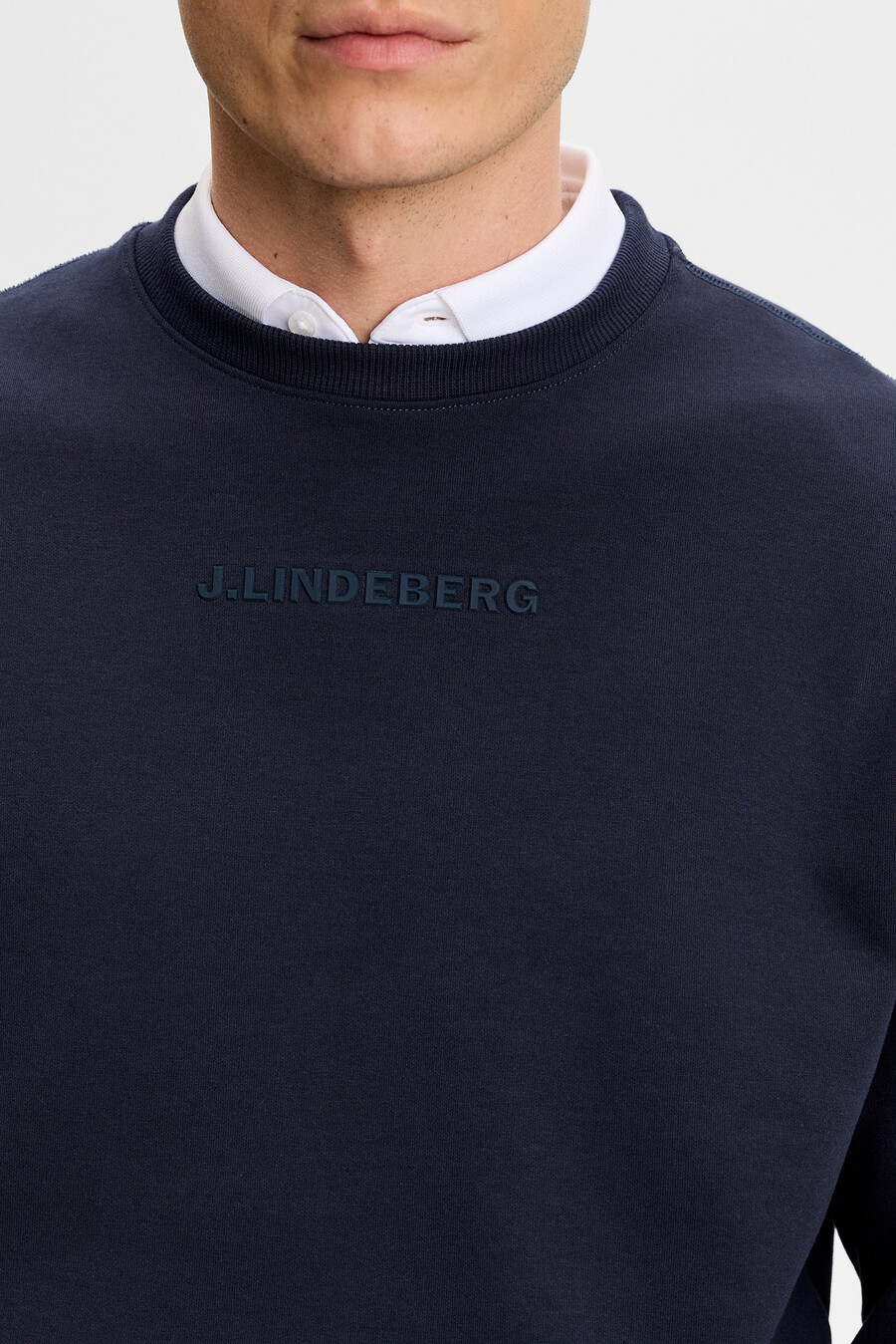 λεπτή λαιμόκοψη club crew neck